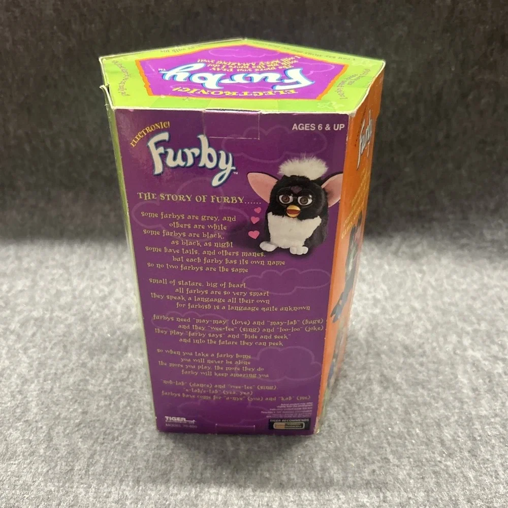 Vintage Black & White Furby 1998 Tiger Electronics New‎ Sealed In Box #70-800